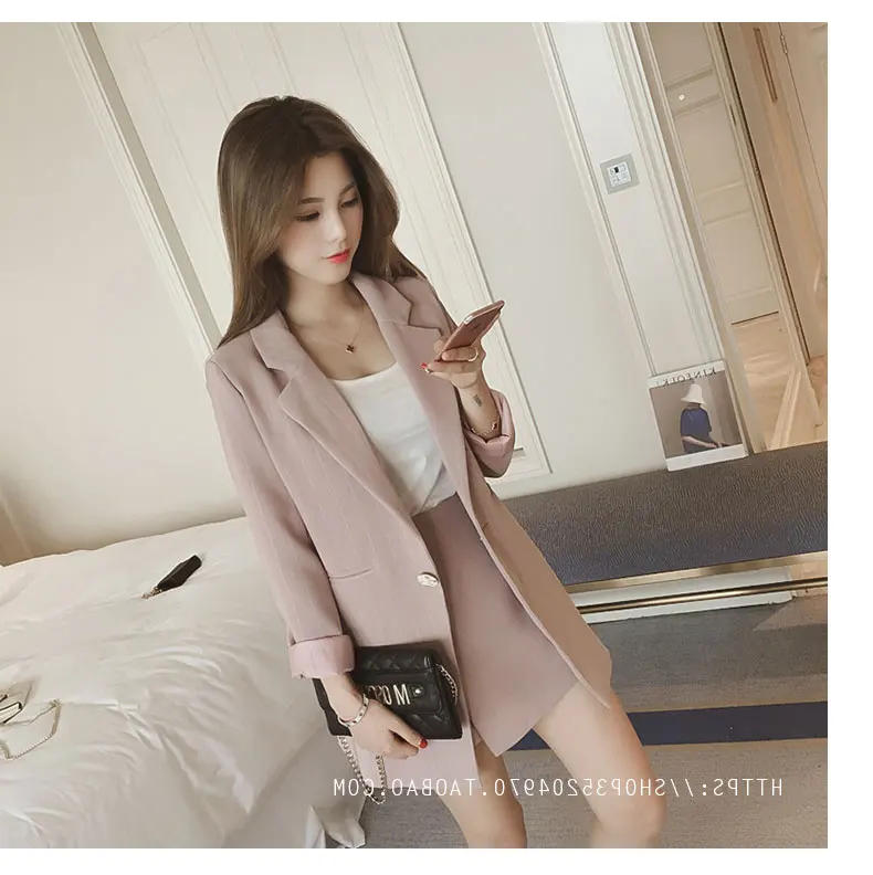 Set female 2018 spring new temperament fashion wild striped suit jacket + elegant shorts casual two-piece