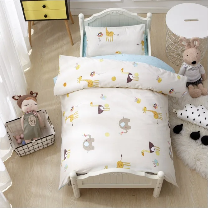 3Pcs Cotton Crib Bed Linen Kit Cartoon Baby Bedding Set Includes Pillowcase Bed Sheet Duvet Cover Without Filler - Цвет: 1