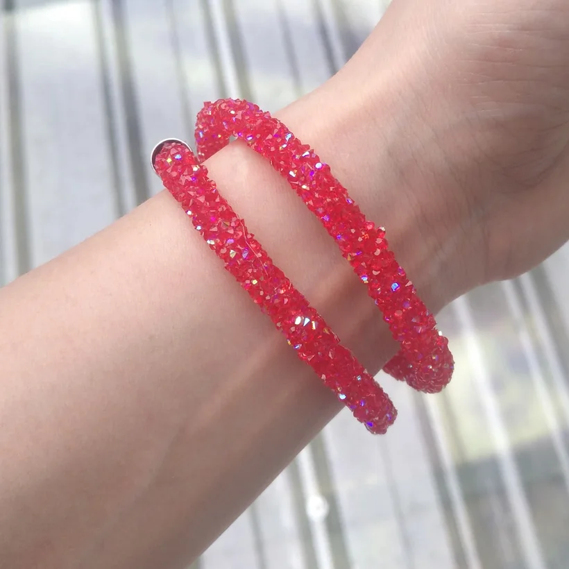 Women Crystal Magnet bracelet girl full Rhinestones glisten Bangles statement fashion jewelry YLWHJJ brand new