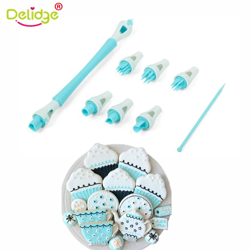 

Delidge 1 pc DIY 8 Patterns Fondant Carving Cake Decorating Plastic Flower Baking Birthday Party Tools Kitchen Accessories