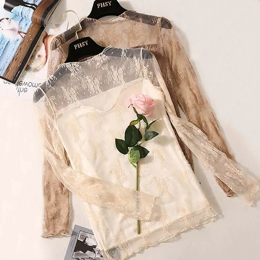 

2018 New Spring Fashion Add Velvet Lace T-shirts Women Sweet All Match Sexy Mesh T shirt Stand Sexy Perspective Tops Shirt Mw163