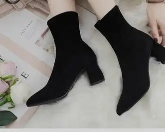 

2018 new short boots female elastic boots thick with Martin boots.