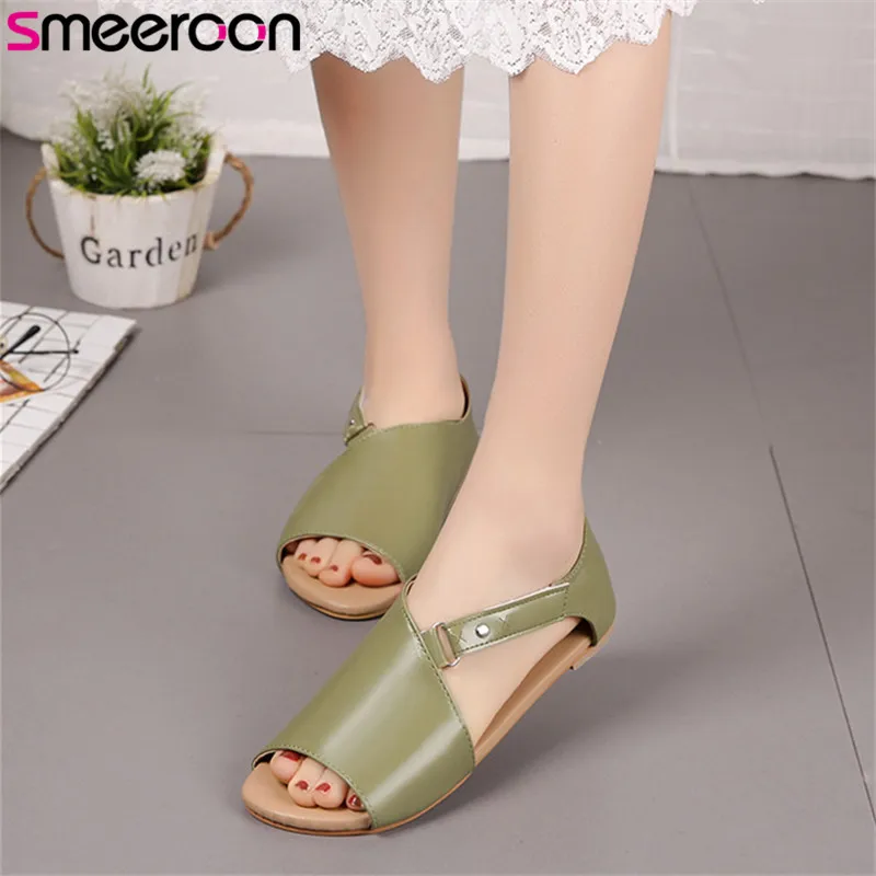 

smeeroon 2019 new fashion summer sandals solid colors simple casual shoes comfortable fashion flat sandals woman big size 43