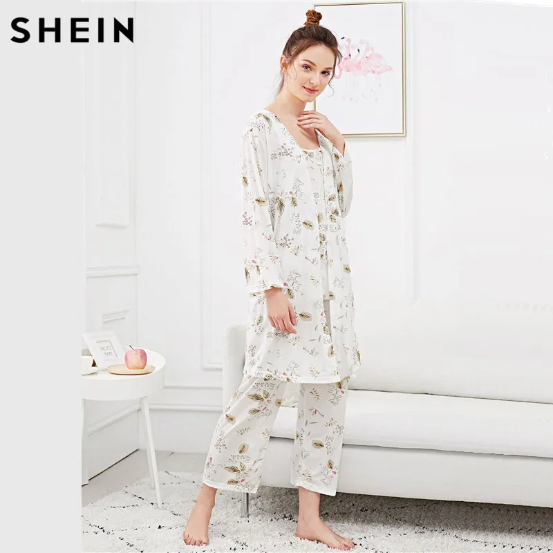 SHEIN Пижама С Цветочным Принтом, Комплект Пижамы Из 3 Предметов, Легкая Пижама И Халат