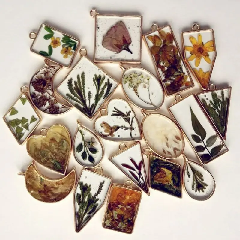 10Pcs Geometric Hollow Square Pressed Flower Frame Pendant Resin DIY Handmad Craft Accessories Jewelry Making Tools