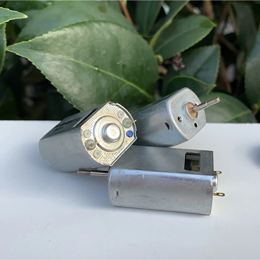180 DC мотор DC3.0V-7.4V высокоскоростной большой крутящий момент Угольная щетка с отверстия для охлаждения 1,7 мм резьбовой вал мотор для Сделай Сам Игрушечная модель