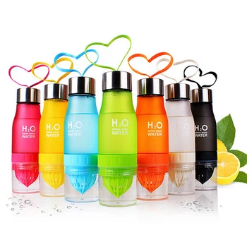 

Creative Fruit Juice Infuser Water Bottle 650ml Plastic Portable Lemon Juice Bottle For Water Sport Drinking Bottle