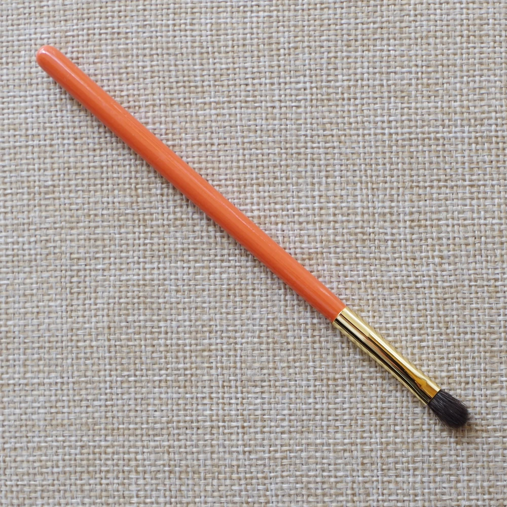 K242 Professional Handmade Makeup Brushes Soft Blue Squirrel Goat Hair Small Eye Shadow Brush Orange Handle Make Up | Красота и