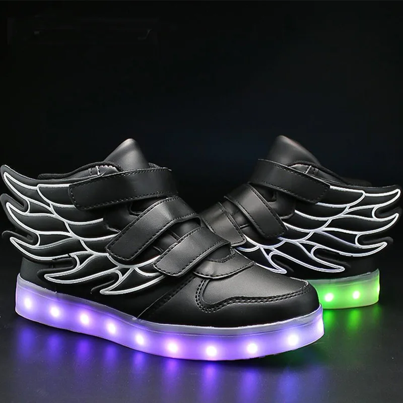 

Kids Light up Shoes with wing Children Led Shoes Boys Girls Glowing Luminous Sneakers Boy Fashion Shoes USB Charging