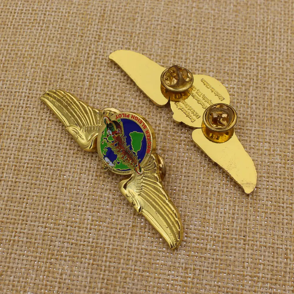 

China Manufacturing Custom Metal Wing Badges