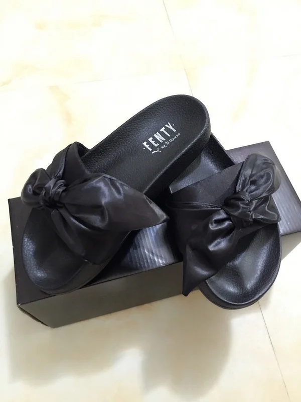 fenty bow slides black