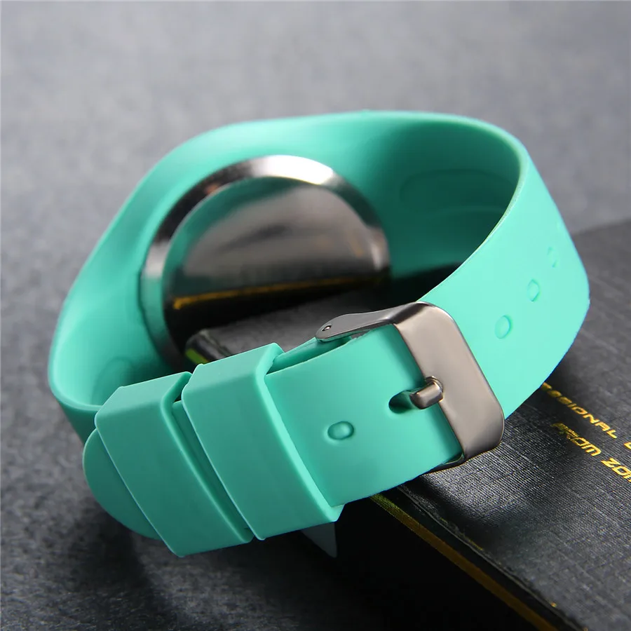 lc50378-green_6