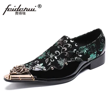 

Plus Size 2018 Luxury Pointed Toe Slip on Man Studded Loafers British Style Patent Leather Wedding Party Men's Punk Shoes SL331