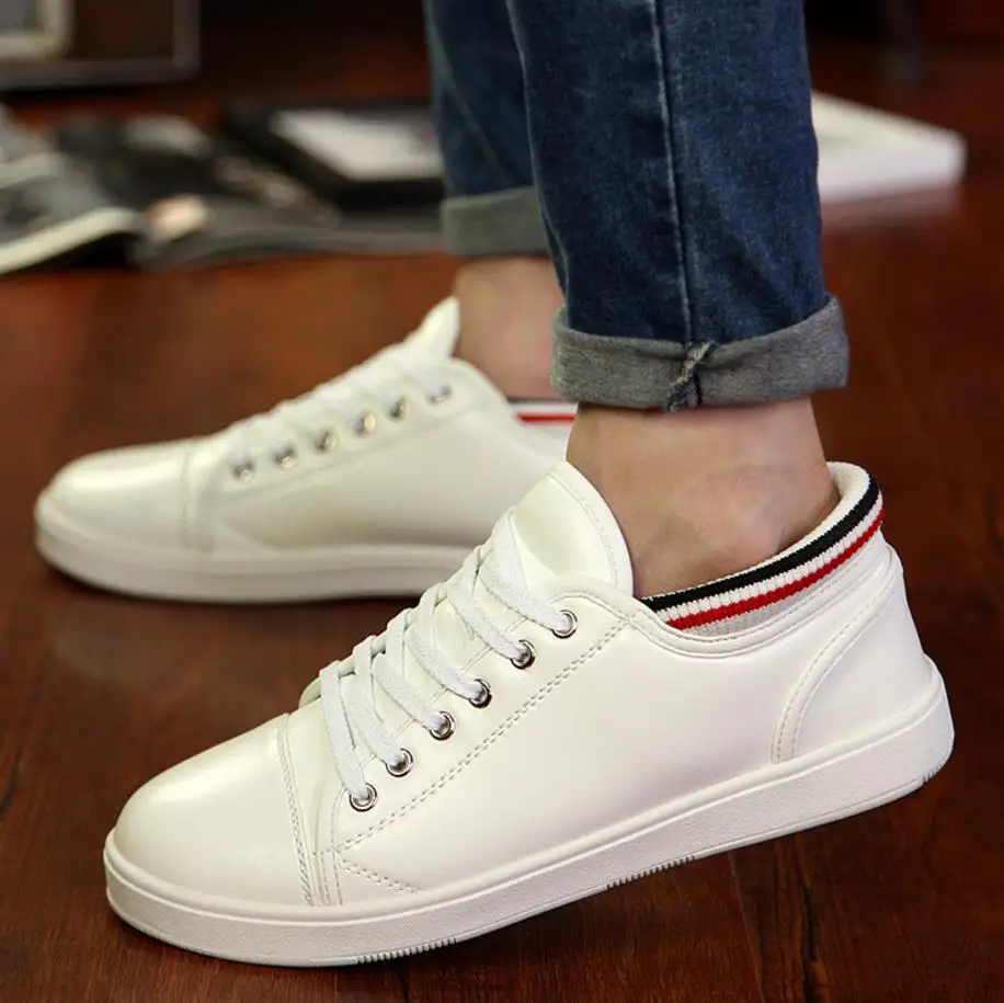 

2017 Man's Fashion Pu Shoes Casual Flats Breathable Soft Lazy's shoes White black Size 39-44 Slip-on For Summer man's flats