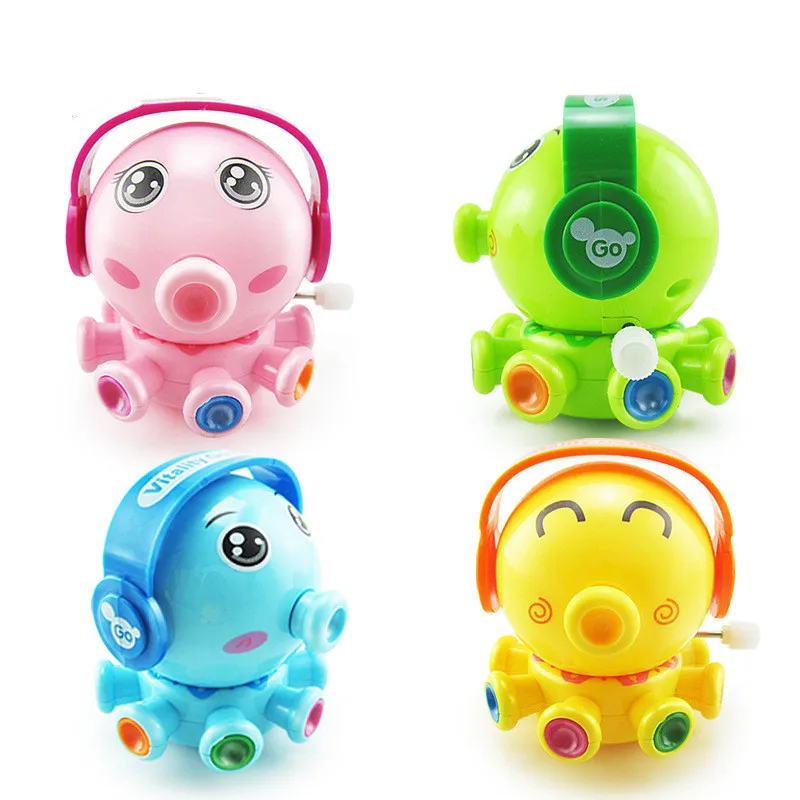 1 very cute cartoons, Caterpillar clockwork toys, clockwork, classic toys, newborn spring toys, random colors.