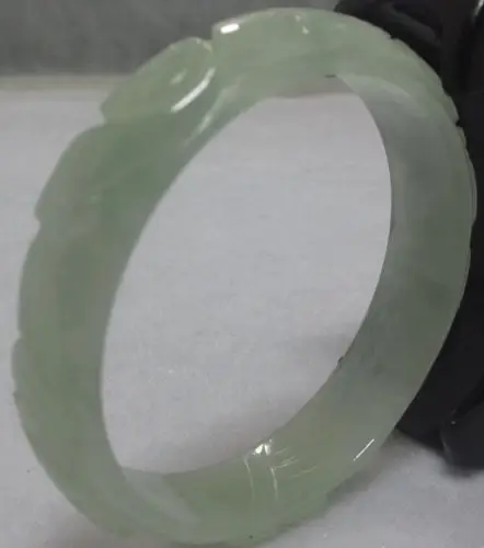 

2686 CHINA BEAUTIFUL HAND-CARVED GREEN JADE JADEITE GEMS BANGLE BRACELET