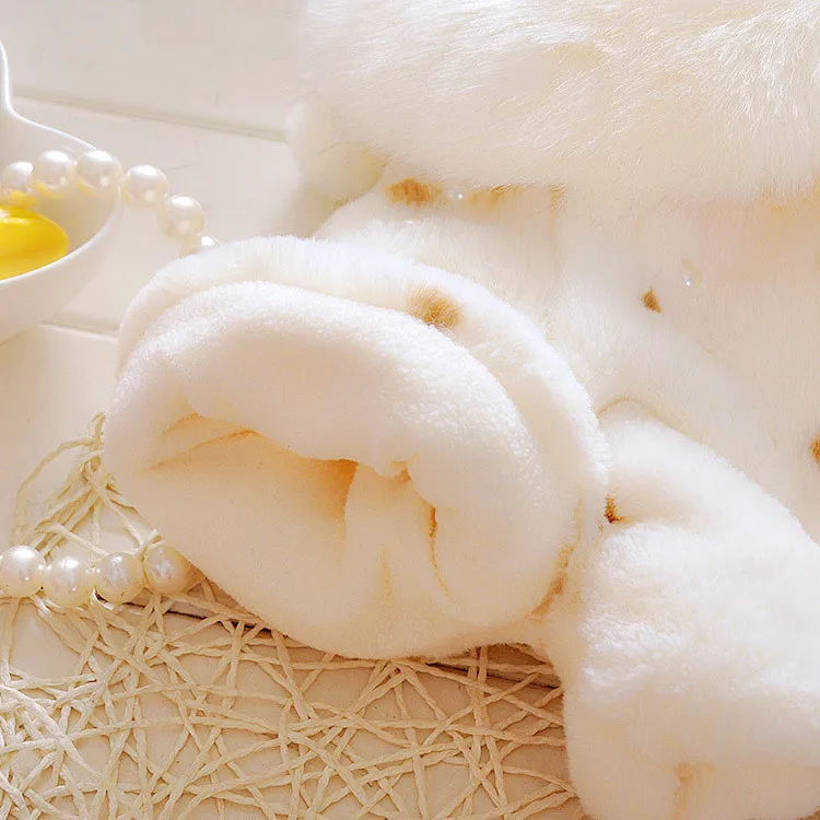 2499721291_248140707