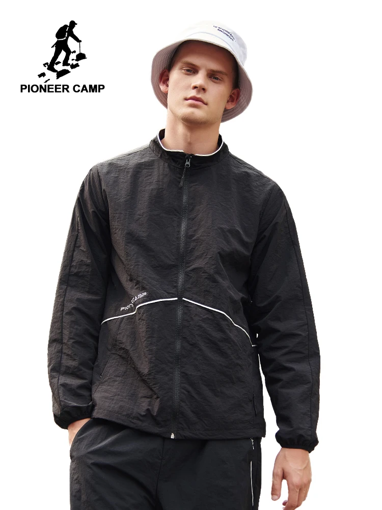 Мужская куртка Pioneer Camp однотонная тонкая на молнии для повседневной носки AJK901028 |