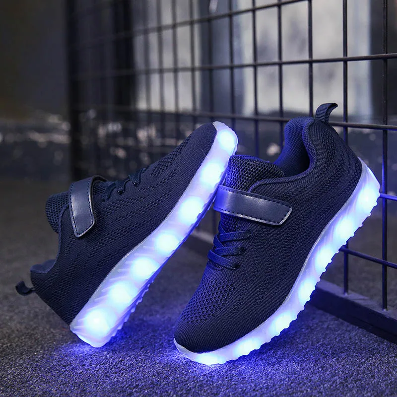 2018-Hot-Fashion-Brand-Girls-Boys-flash-lamp-Shoes-For-Children-LED-Light-Sneakers-USB-rechargeable