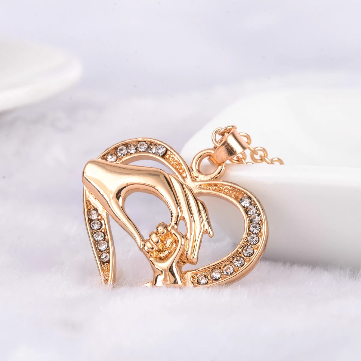 Vintage Collare Mother Child Necklaces Shellhard Crystal Hand in Hand Heart Shaped Pendant Necklace Love Family Jewelry Gift