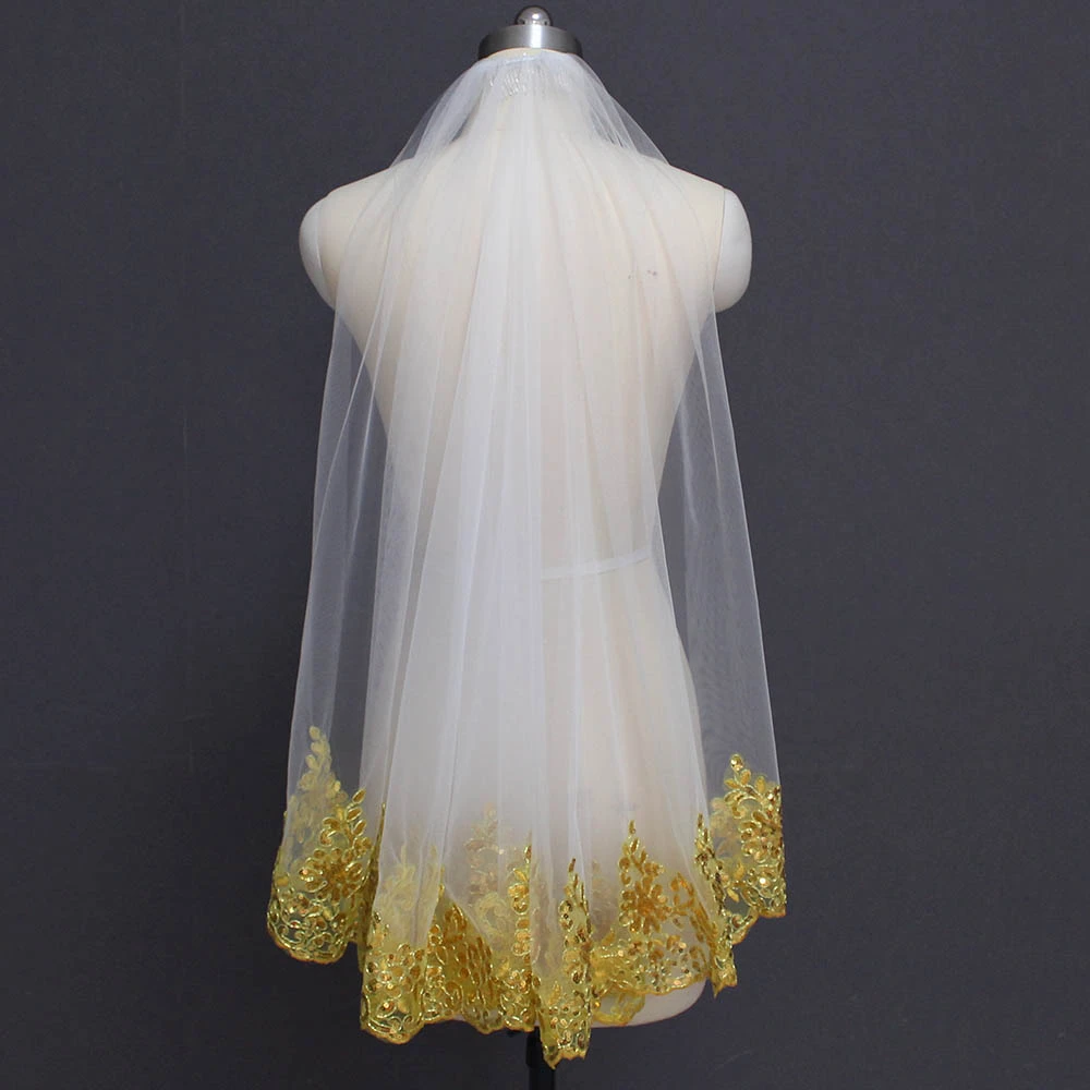 Bling Sequins Lace Edge One Layer Gold Short Wedding Veils With Comb Bridal Veil
