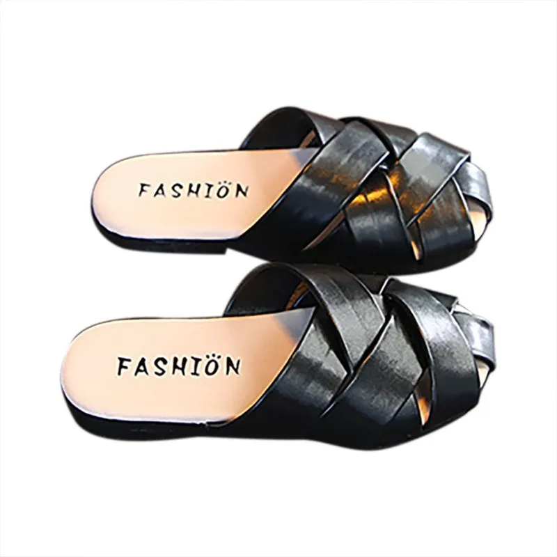 Slippers Flat Bottom Slip Out Fashion Woven Girls Baotou Sandals And Slippers children's beach casual shoes Slippers Flat Bottom Slip Out Fashion Woven Girls Baotou Sandals And Slippers children's beach casual shoes