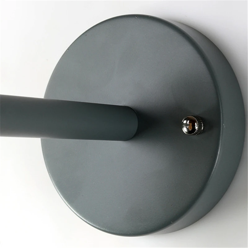 Рисунок 6 - Креативная настенная лампа из массива