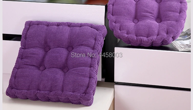 Corn-Cushion-790-02_14