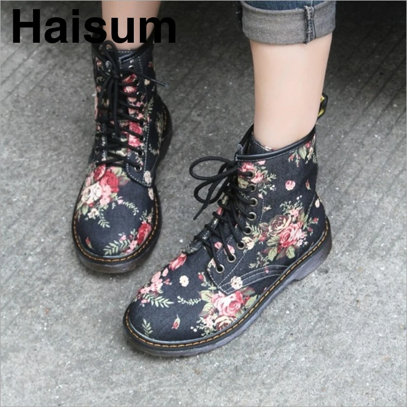 

Women's Boots Western Cowboy Style Vintage Small Floral Flat Heel Boots High Help Martin Boots H-8310