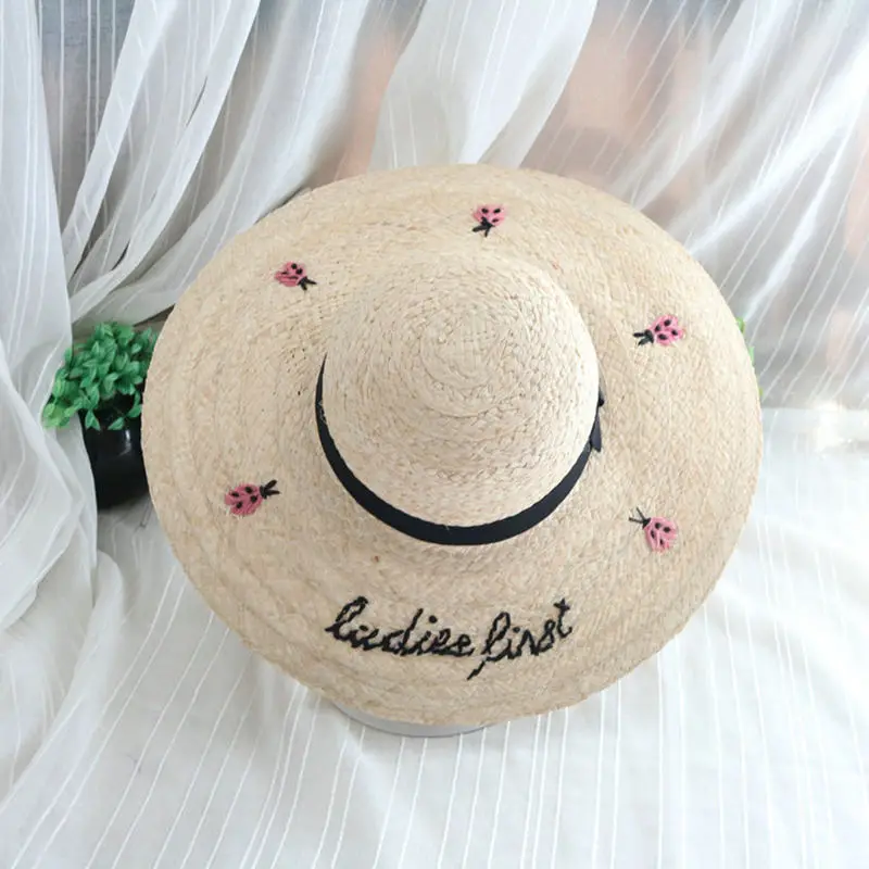 الصيف النساء خطابات الخنفساء التطريز سترو أحد قبعة واسعة حافة الشاطئ قبعة مع الشريط تريم uv حماية