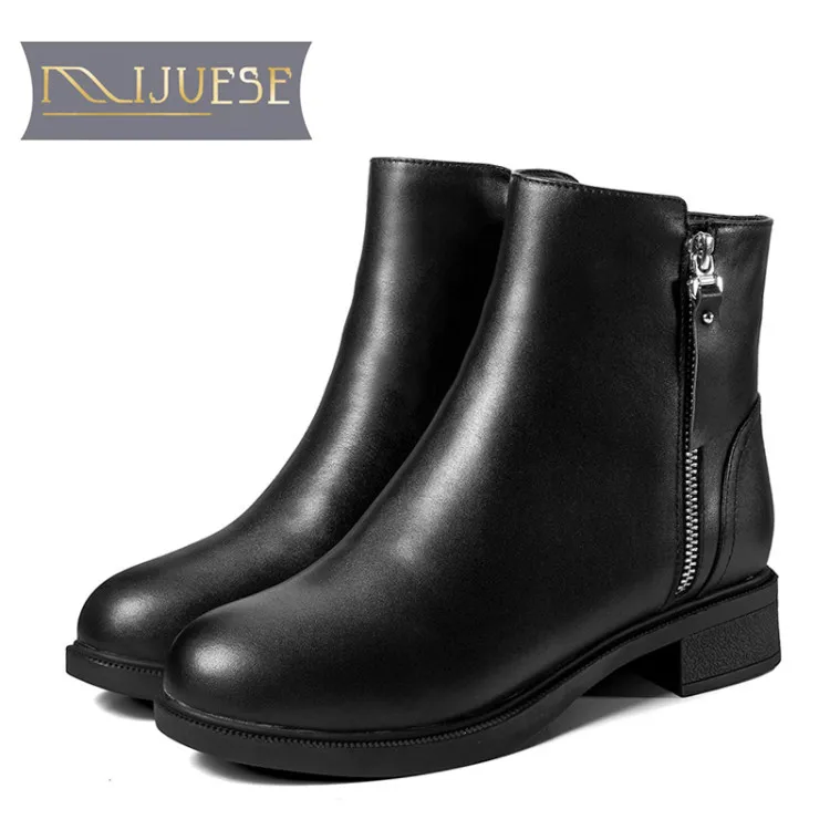 

MLJUESE 2018 women ankle boots cow leather shearing round toe black color low heel zippers winter warm women equestrian boots