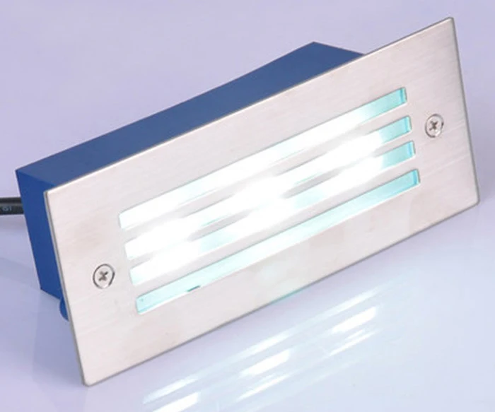 2473369017_1743490742