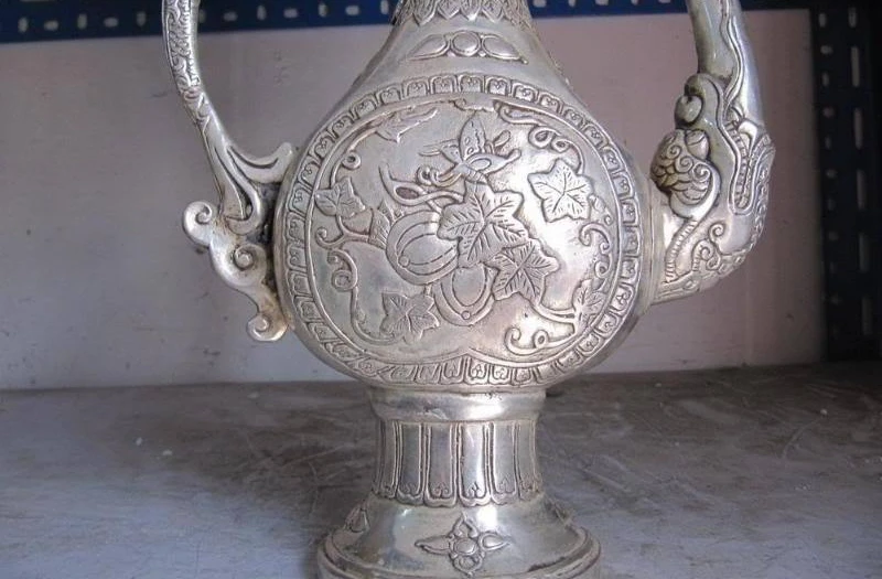 

12"Chinese regius rarity Silver Carved Dragon flat flagon Pot