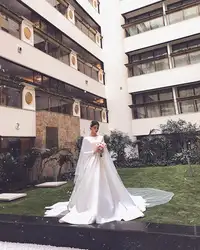 2019 Простой Изящный Белый атласное с длинными рукавами свадебное платье Line Vestido de noiva Формальные Церковь свадебное платье с вуалью