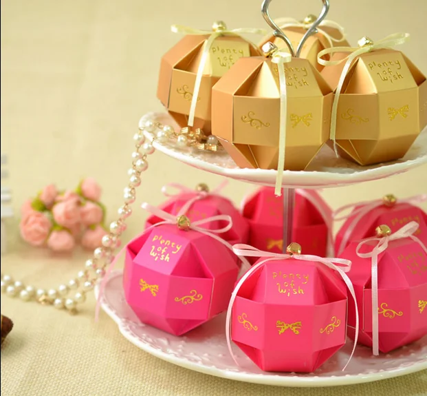 100 шт Новые Свадебные сувениры DIY конфеты коробочки bomboniera вечерние подарки коробки для шоколада с лентами и маленькие колокольчики