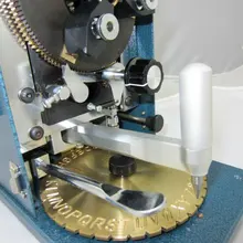 Гравировальный инструмент с внутренним кольцом, кольцевой гравировальный станок, гравировальный станок