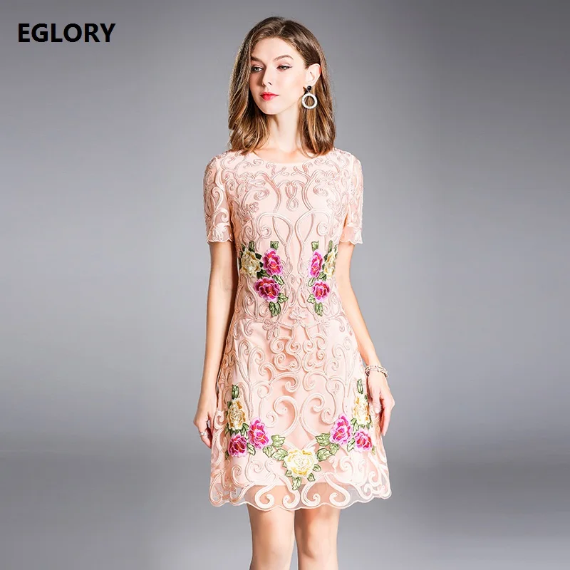 

Vestidos De Festa Women Summer 2018 Party Elegant Exquisite Appliques Floral Embroidery Short Sleeve Bodycon Sheath Dress XXXL
