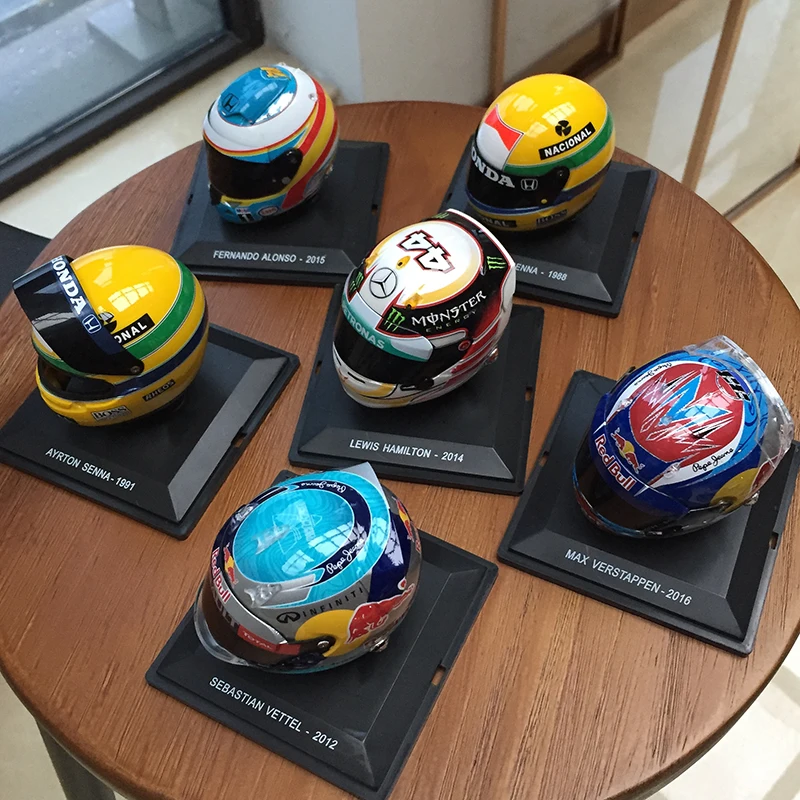 

1:5 VetteHamiltonAlons EltonSenna helmet-F1 6pcs/set