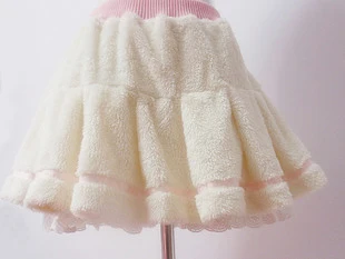 

Cute White Winter Short Skirt Pleated Soft Faux Fur Lolita Skirt for Women