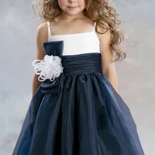 Довольно A-Line Цветы Девочки Платья Темно-Синий Лук Белые Цветы Junior Невесты Платье Из Органзы Ребенка Маленькие Девочки LD1637