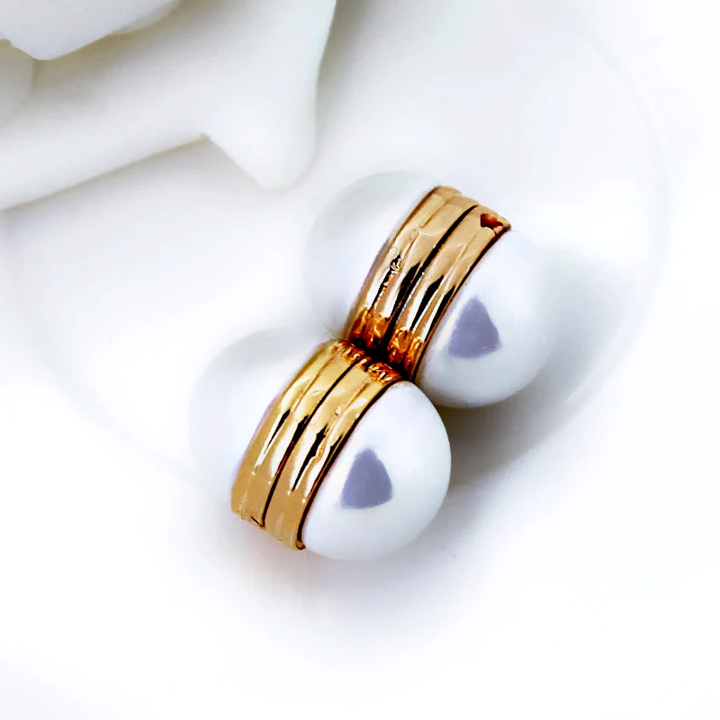 

Top Quality Magnetic Earrings For Women Alloy Pearl Magnet Hoop Earrings Fasion Jewelry White ELegant Hoop earings