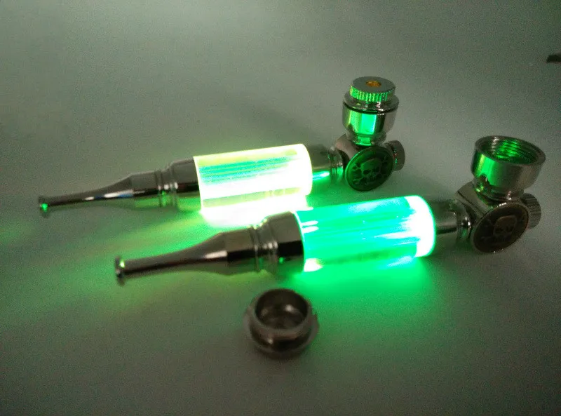 New 1pcs MINI tobacco Pipe Metal Smoking Pipe Weed Pipe With LED Flash