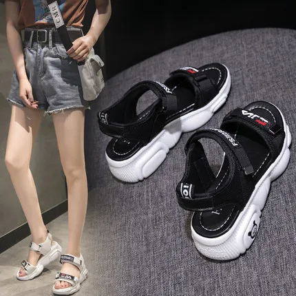

Ins bear sports sandals female 2019 summer Korean ulzzang casual soft bottom wild cool shoes