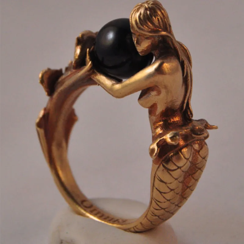 

Classial Silver Rose Gold Color Mermaid Holding Black White Cute Artificial Pearl Finger Rings For Women Fashion Party jewelry