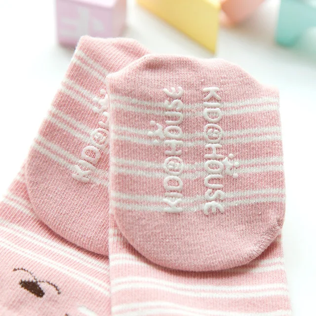 New autumn and winter boneless cotton stockings cartoon baby socks non-slip floor socks children high leg loose ends 2~4 years