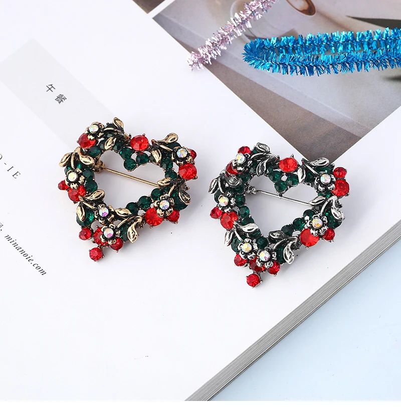 

MIARA.L Romantic Brooches Christmas Hearts Love Brooch New Fine Zinc Alloy Corsage Pin for Dropshipping