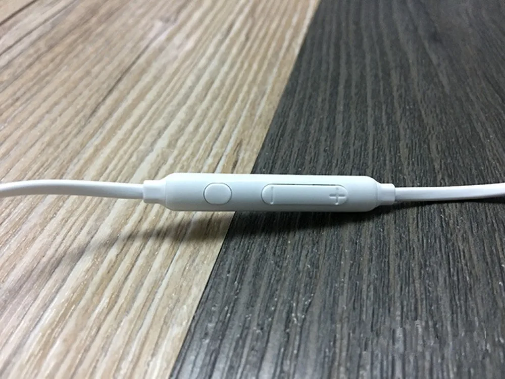 Chiclits Earphones Hot Sale New 3.5mm BlackWhite In-Ear Stereo Earbuds Bass Headset With Mic For GalaxyS6S7 Edge Phone (10)