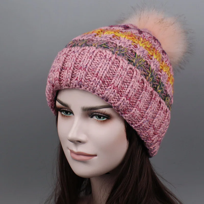 Женские теплые зимние помпоном Шапки трикотажные Кепки для женщина Skullies и шапочки 6 цветов шляпа, Новая мода Skullies с бархат - Цвет: Pink