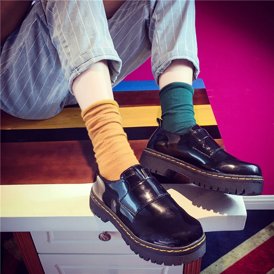 

Low Cut Patent Leather Fashion PU Leather Shoes Women England Style Casual Chunky Sole Low Heels Slip On Round Toe Oxford Shoes
