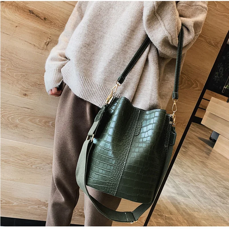 Women Large Capacity Alligator Bucket Bags Crocodile Pattern Handbag Casual Crocodile Shoulder Messenger Bags Ladies Pu Purse